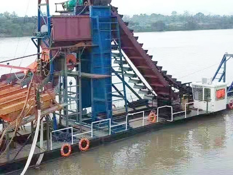 河道淘金船厂家哪家好，多少钱一套